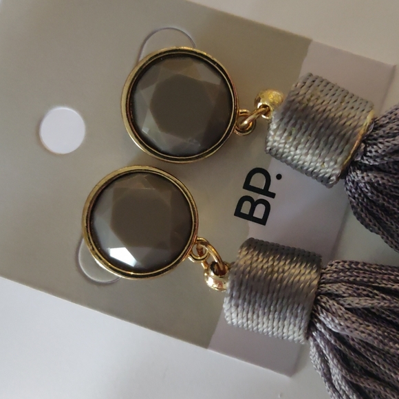 Nordstrom Tassel Grey Earrings - Picture 2 of 4